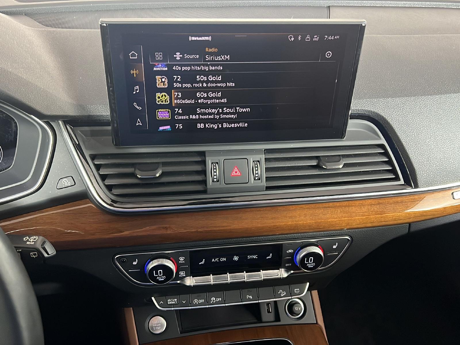 Used 2021 Manhattan Gray Metallic Audi Premium Plus image 19