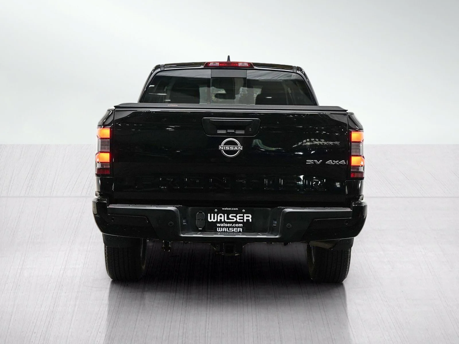 Used 2023 Super Black Nissan SV image 4