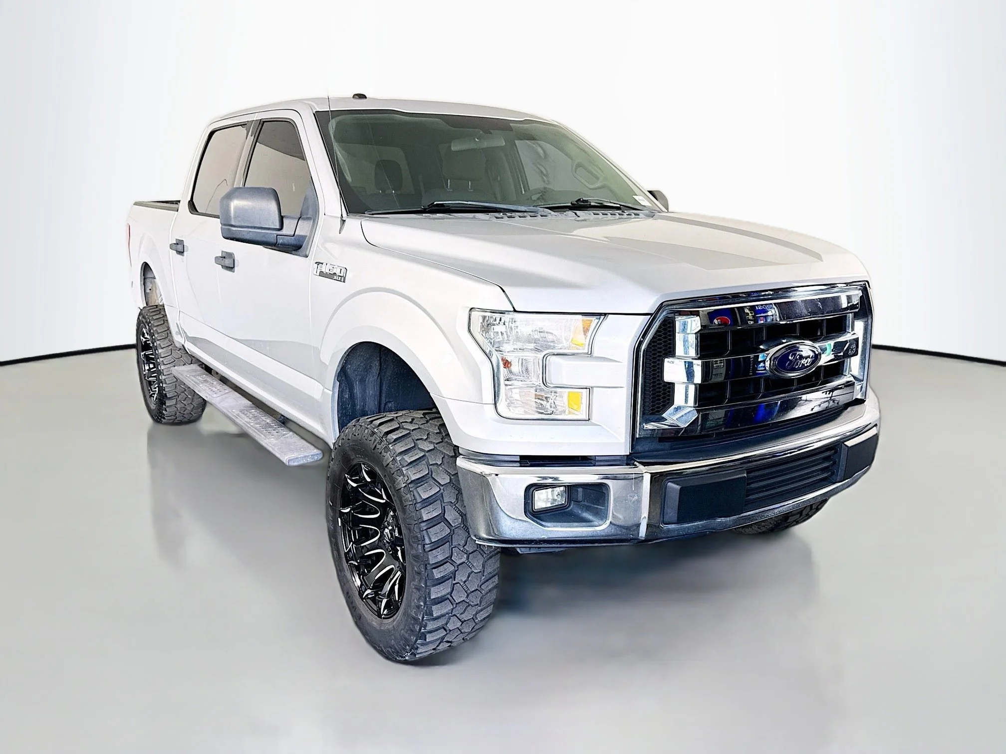 2017 Ford F-150 XLT SuperCrew 5-1/2 Box's photo