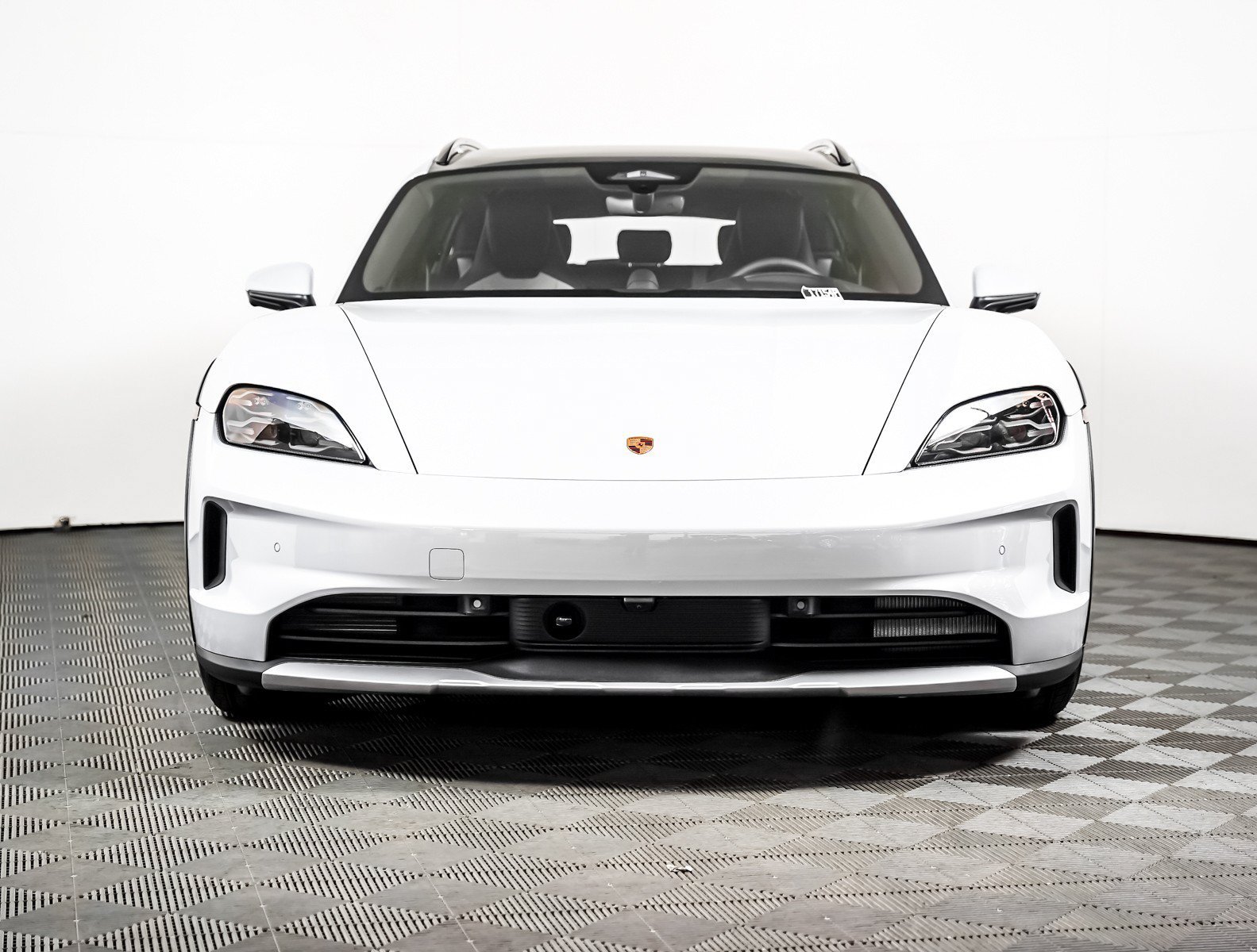 New 2026 ICE GREY M Porsche 4S Cross Turismo image 7