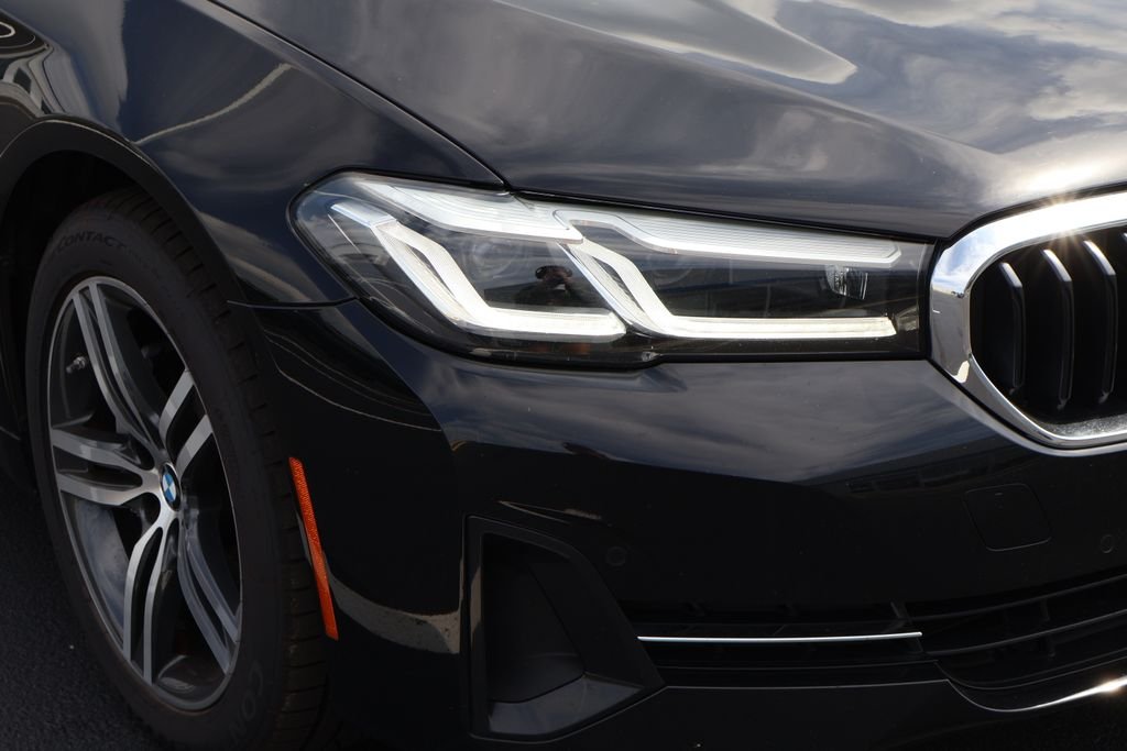 Used 2023 Black BMW i image 4