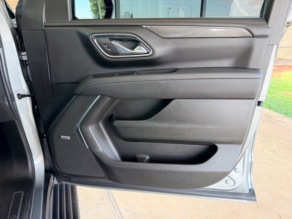 Used 2024 Sterling Metallic GMC AT4 image 41