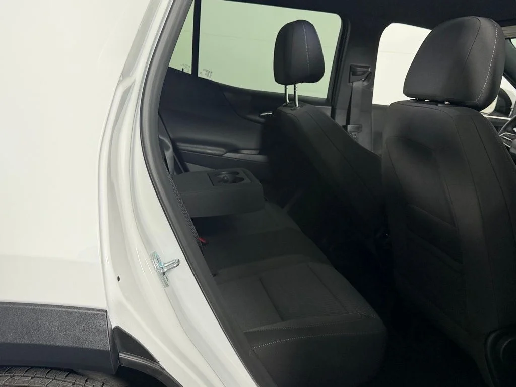 Used 2026 White Chevrolet LT image 27