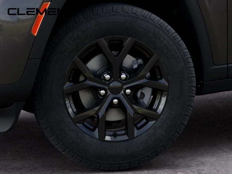 New 2026 Baltic Gray Metallic Clear-Coat Exterior Paint Jeep Altitude image 9