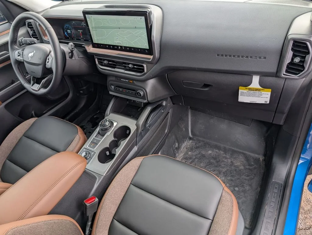 New 2025 Velocity Blue Metallic Ford Outer Banks® image 49