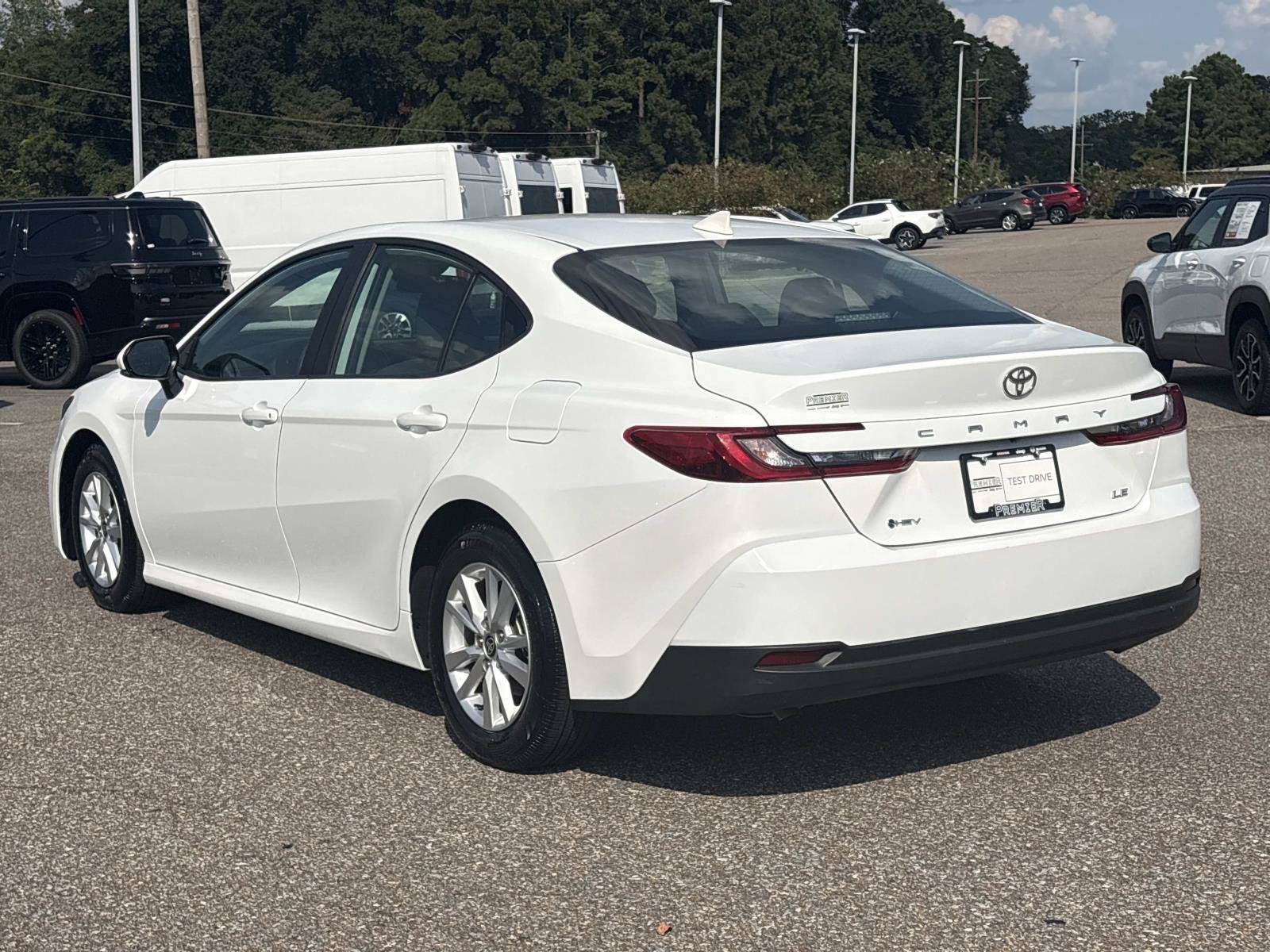 Used 2025 White Toyota LE image 7