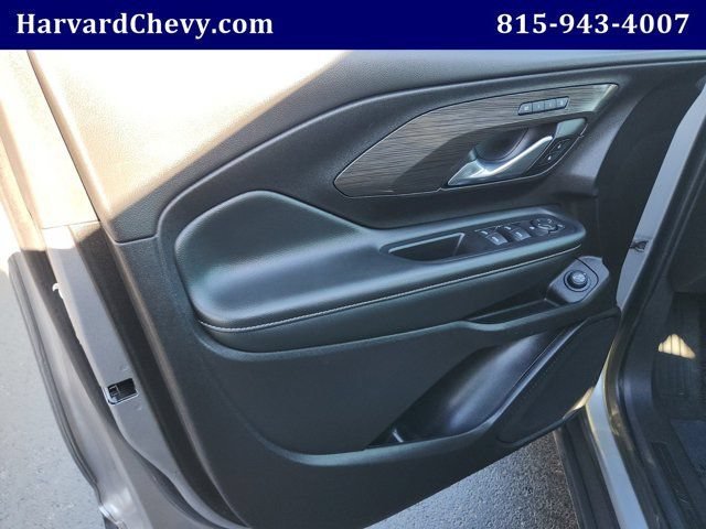 2024 GMC Terrain SLT - Photo 33
