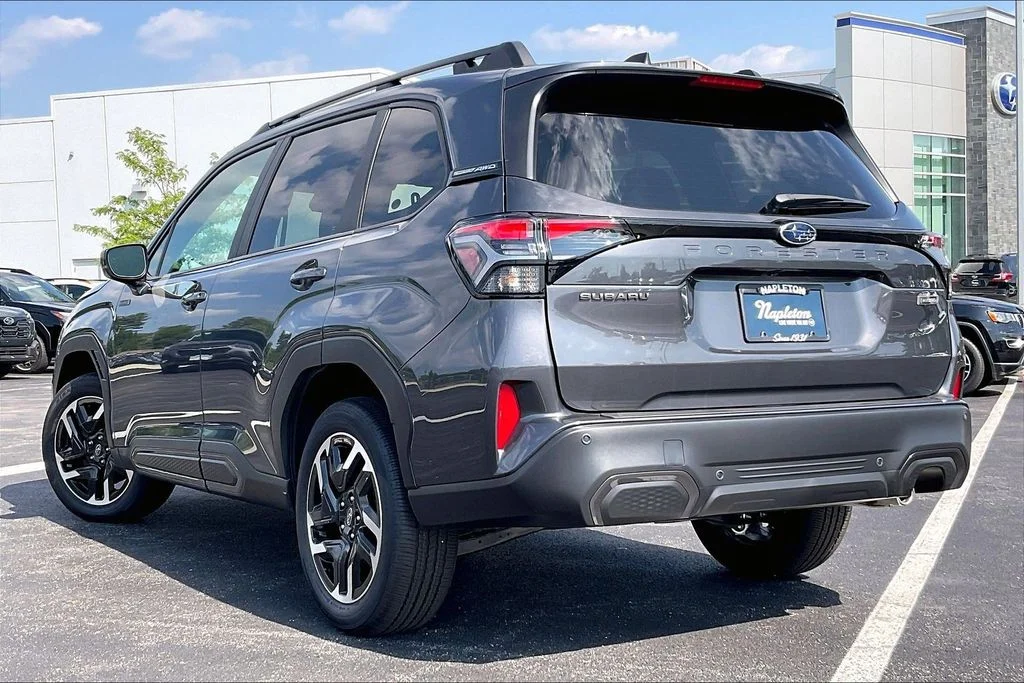 New 2026 MAGNETITE GRAY METALLIC Subaru Limited Hybrid image 3
