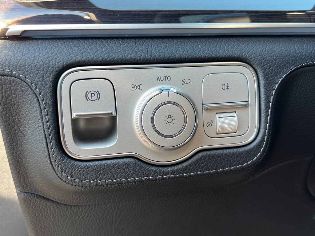 New 2026 Selenite Grey Metallic Mercedes-Benz GLE450 image 51