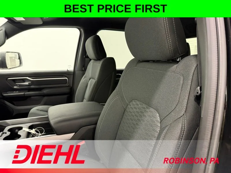 New 2026 Diamond Black Crystal Pearl-Coat Exterior Paint RAM Big Horn/Lone Star image 18