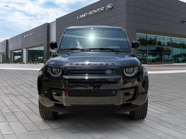 New 2026 Santorini Black Land Rover X-Dynamic SE image 8