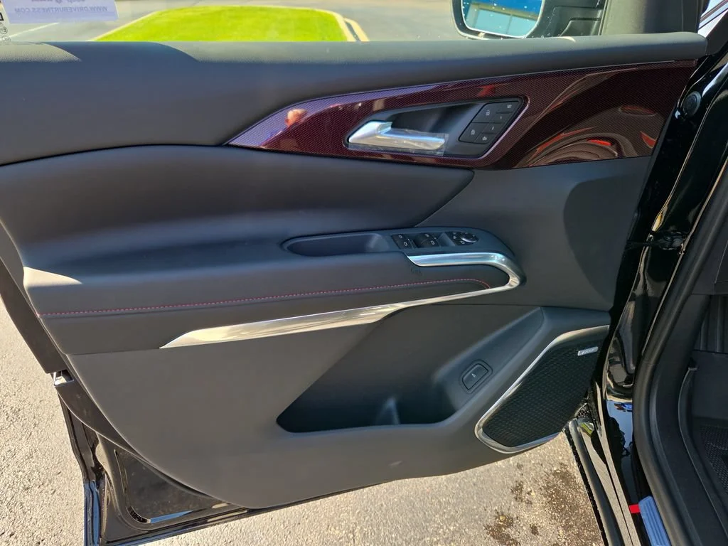 New 2027 Mosaic Black Metallic Chevrolet RS image 25
