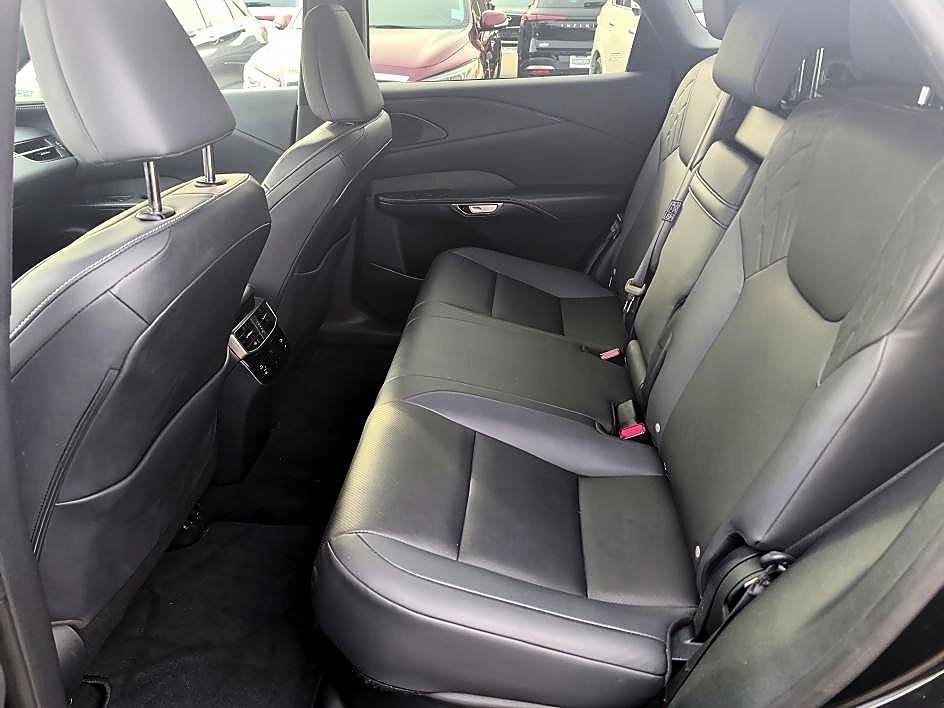 2024 Lexus RX 350 - Photo 9