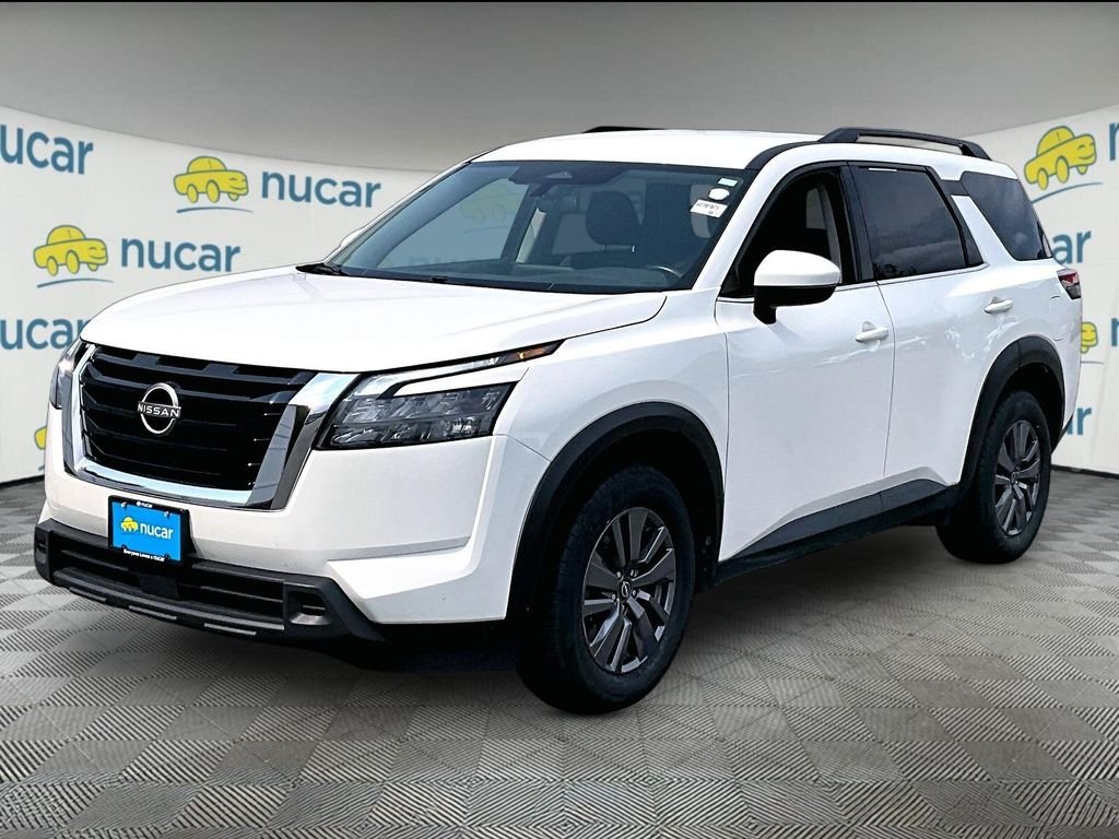 Used 2025 Glacier White Nissan SV image 3