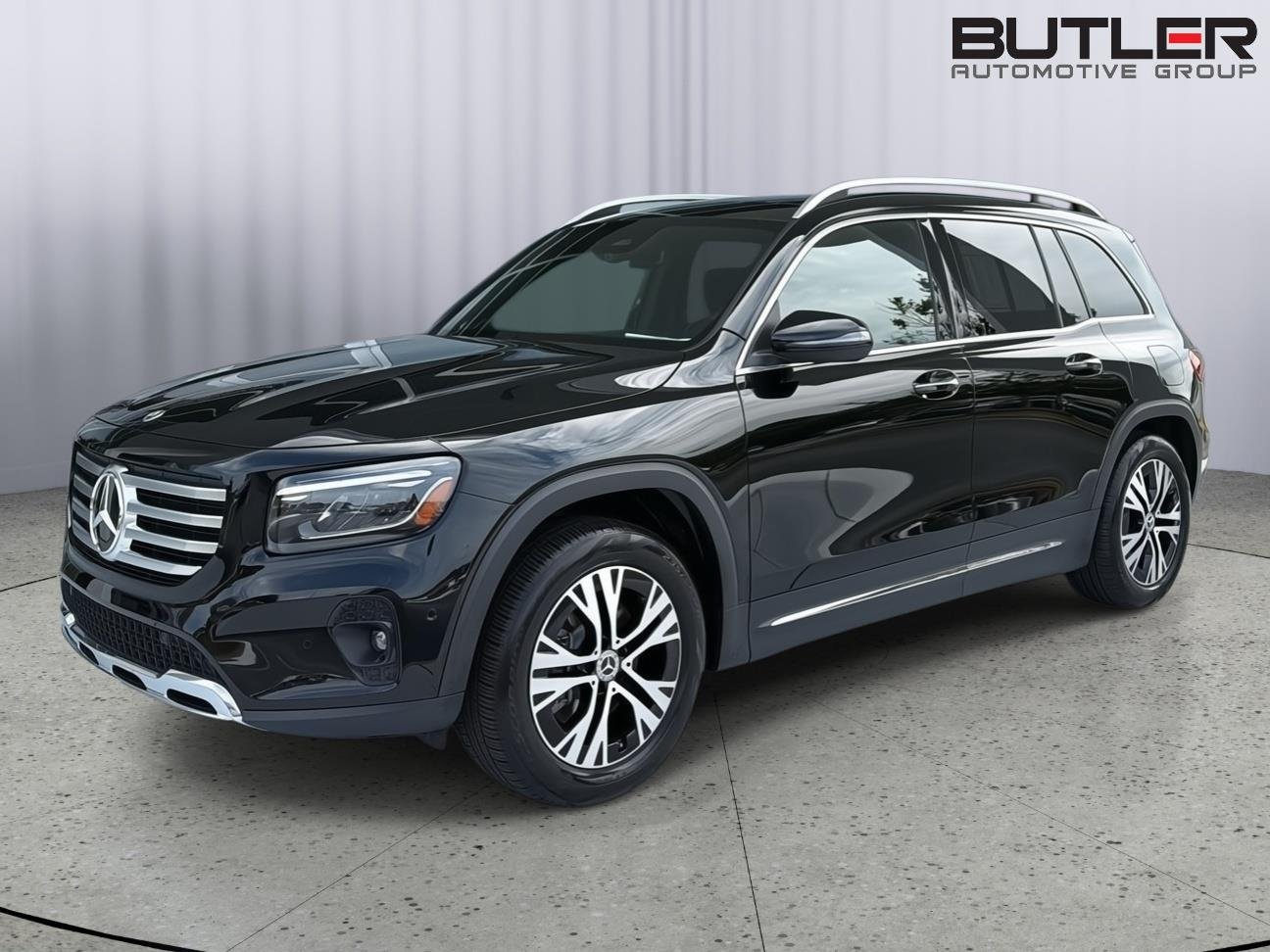 Used 2024 Night Black Mercedes-Benz GLB 250 image 1