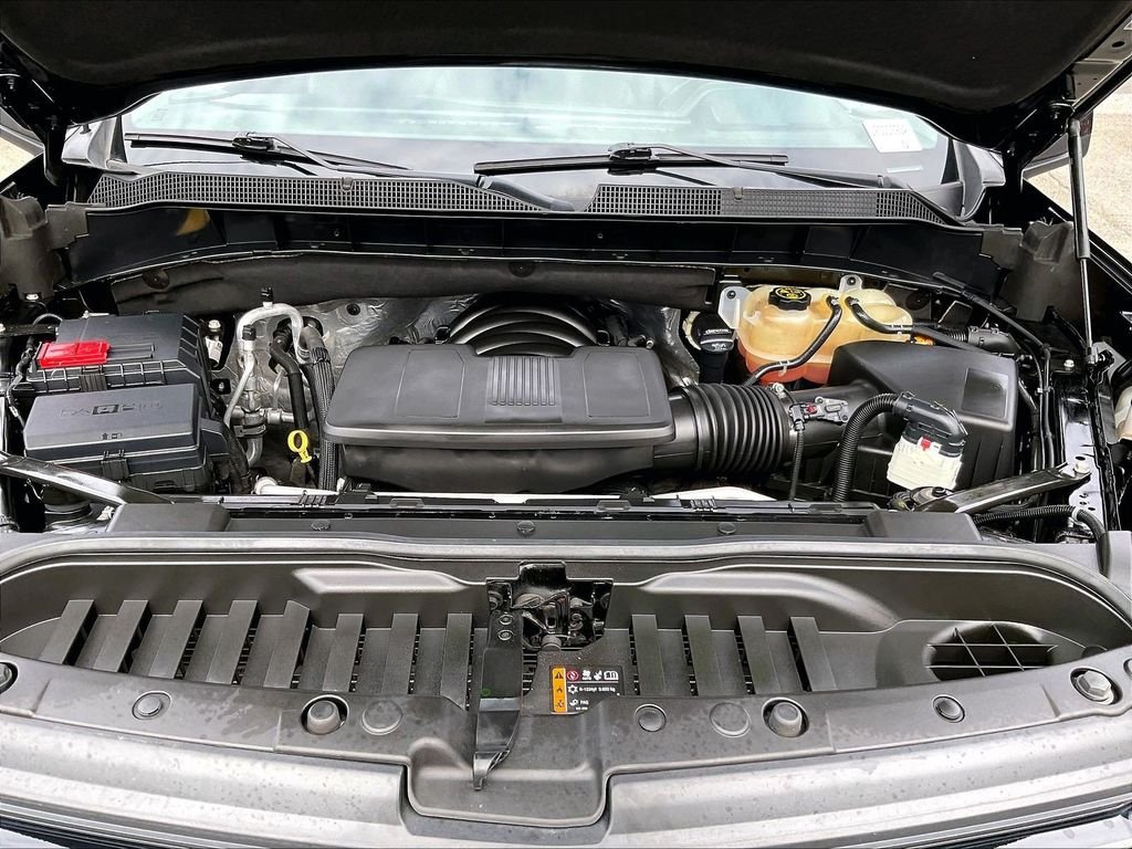Used 2022 Black Chevrolet RST image 29