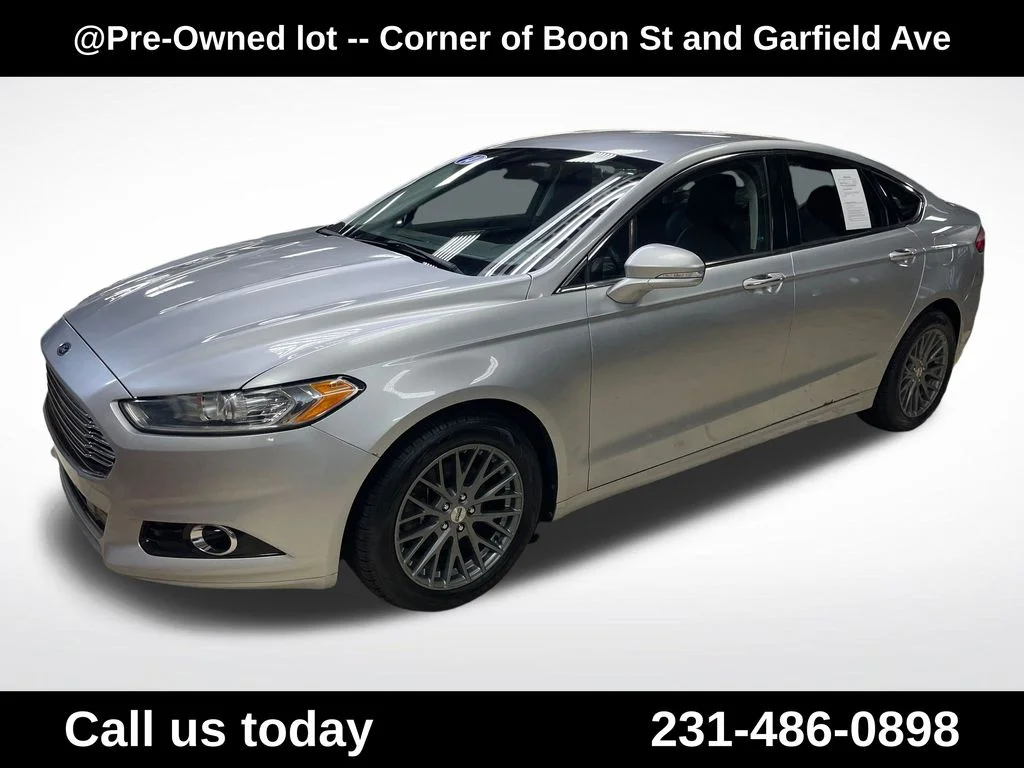 Used 2014 Silver Ford Titanium image 1