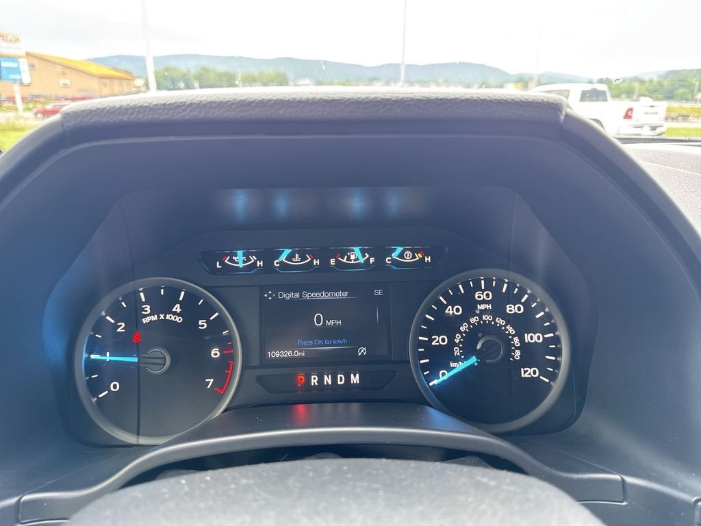 Used 2020 Red Ford XLT image 15