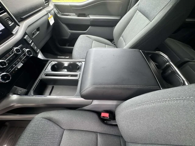 New 2026 Blue Ford XLT image 45