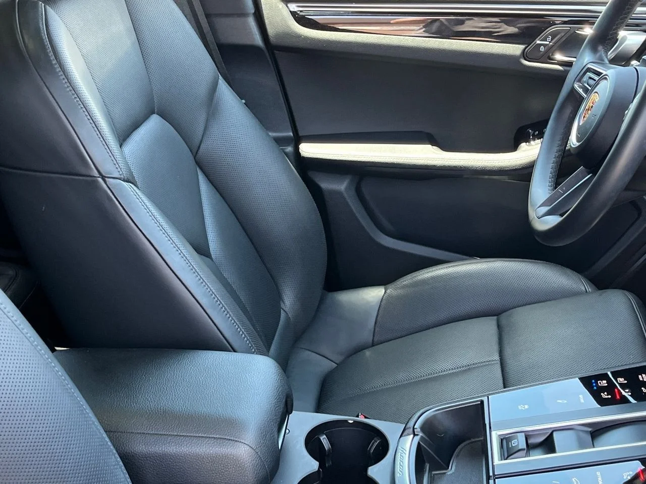 Used 2023 Volcano Grey Metallic Porsche S image 10