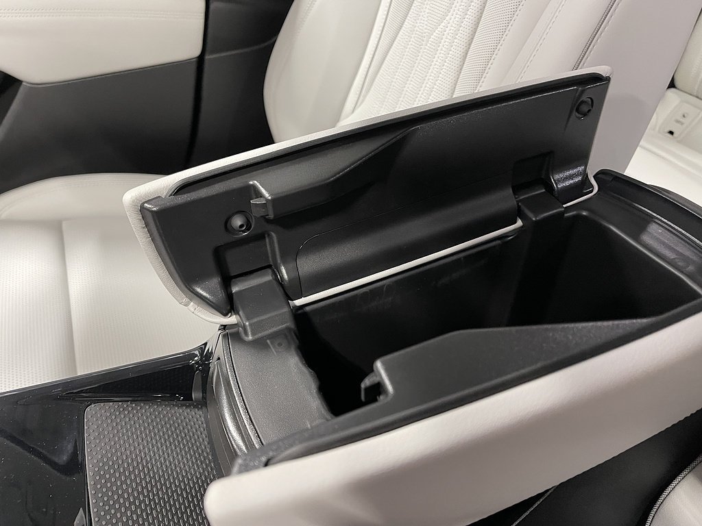 New 2026 Ebony Twilight Metallic Buick Avenir image 29