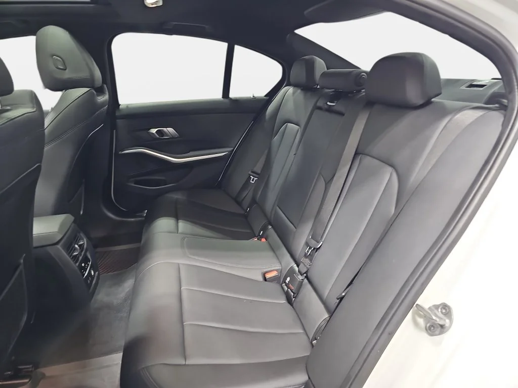 Used 2020 White BMW 330i xDrive image 12