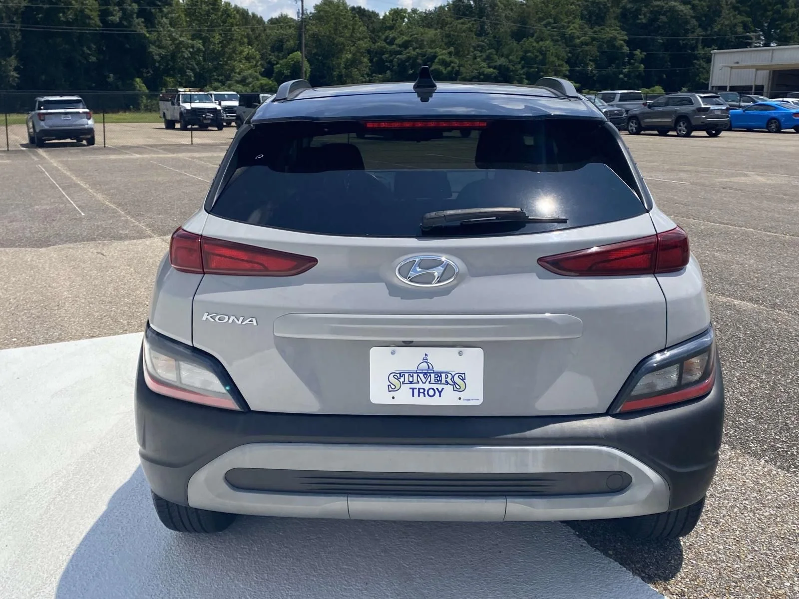 Used 2023 Silver Hyundai SEL image 6