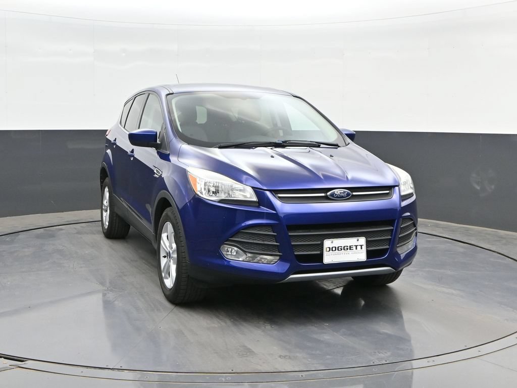 Used 2015 Blue Ford SE image 22