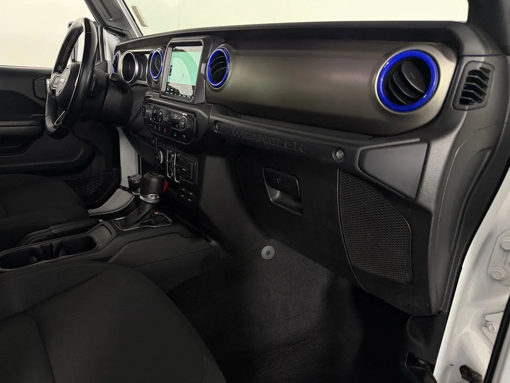 Used 2021 White Jeep Unlimited Willys image 28