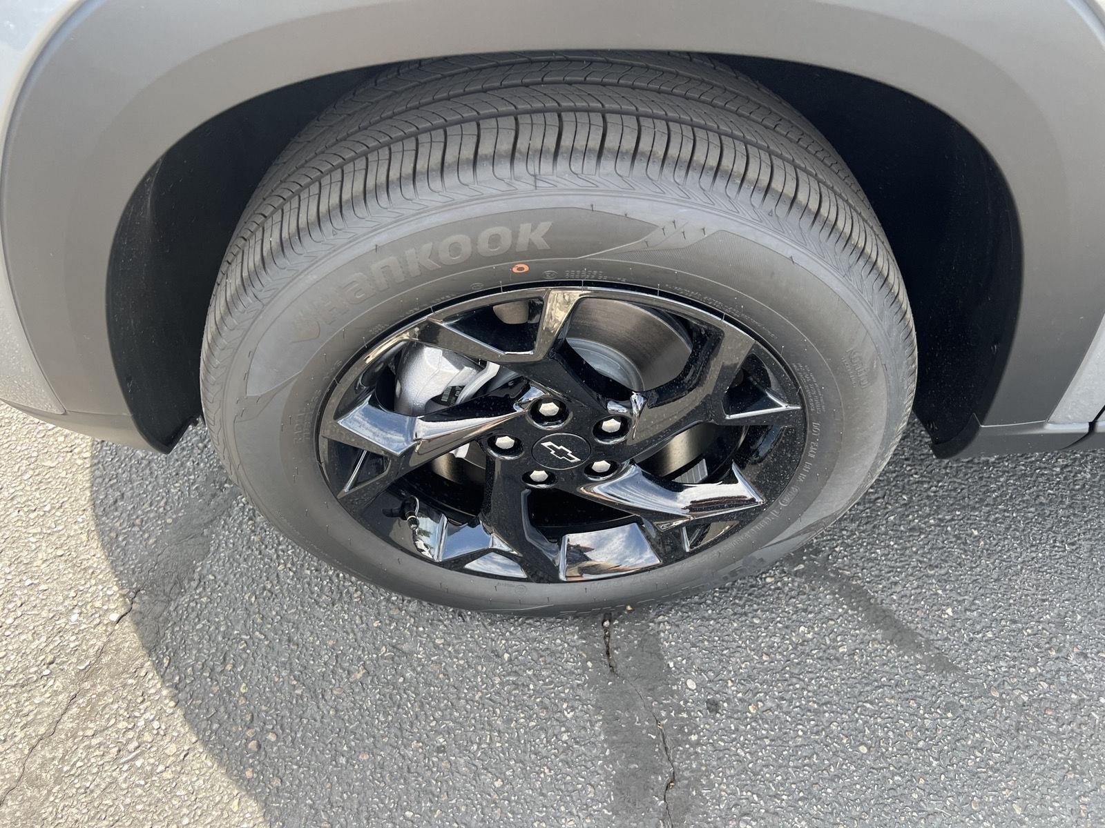 2026 Chevrolet Trax LT - Photo 10