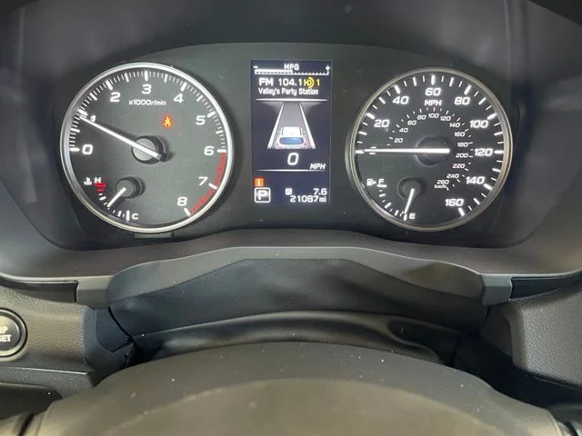 Used 2025 White Subaru Onyx Edition image 12