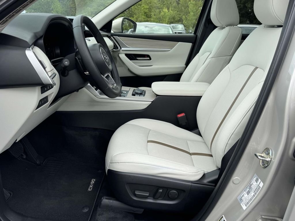 Used 2026 Silver Mazda 3.3 Turbo Premium Plus image 14