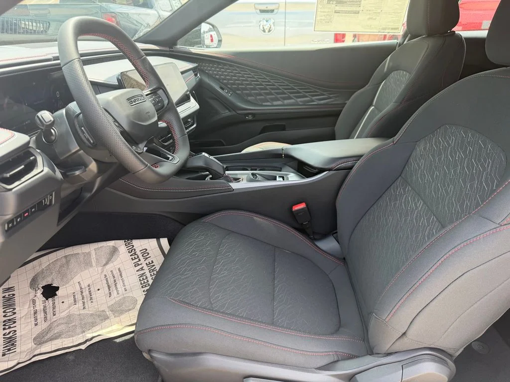 New 2026 White Knuckle Exterior Paint Dodge R/T image 10