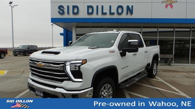2024 Chevrolet Silverado HD LTZ 4WD Crew Cab Standard Box's photo