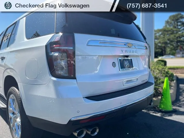 Used 2023 Iridescent Pearl Tricoat Chevrolet Premier image 9