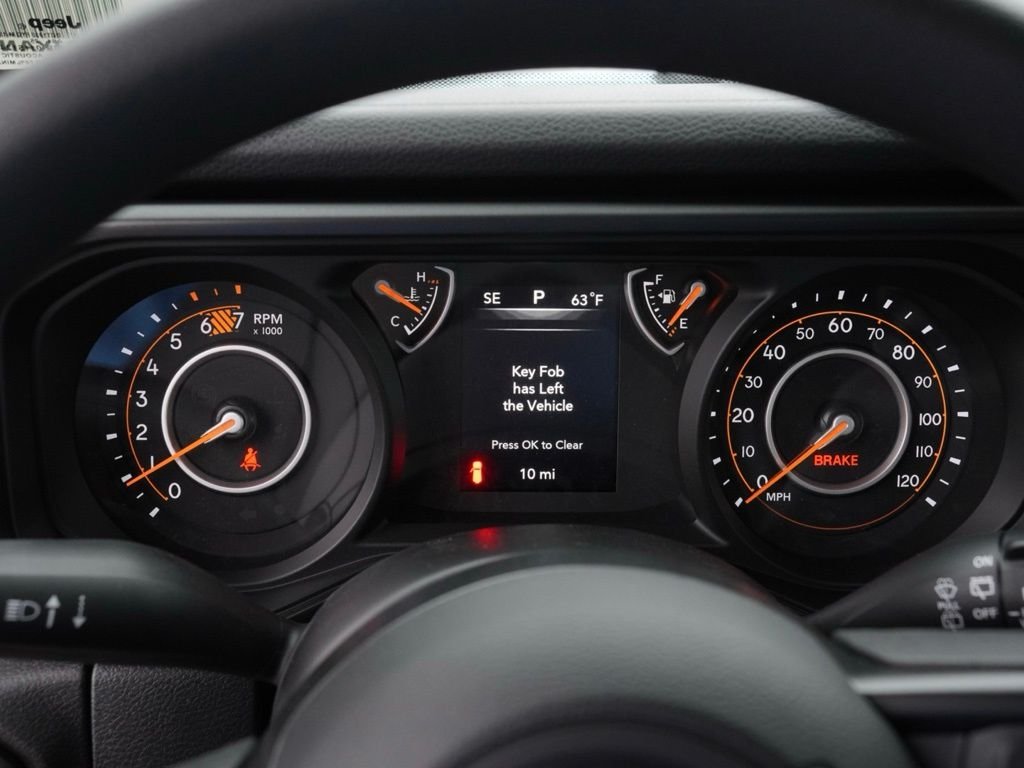 New 2026 Bright White Clear-Coat Exterior Paint Jeep Sport image 12