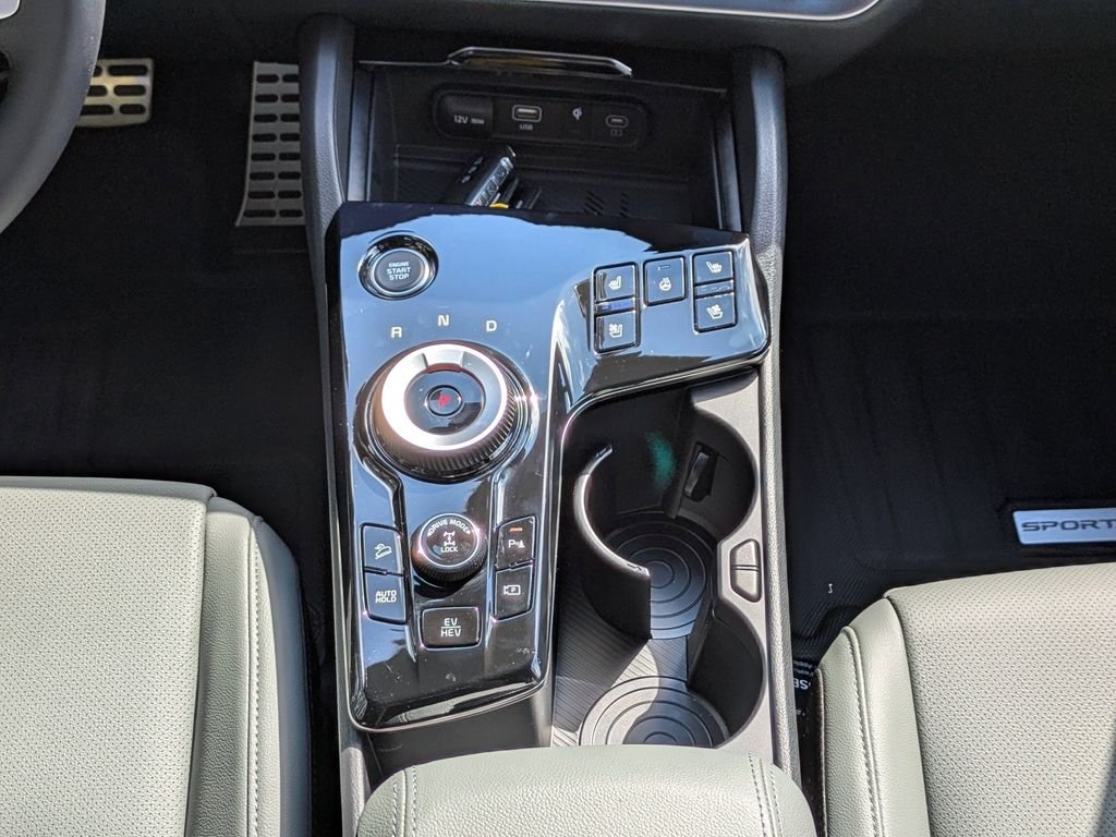 New 2025 Jungle Green Kia X-Line Prestige image 62