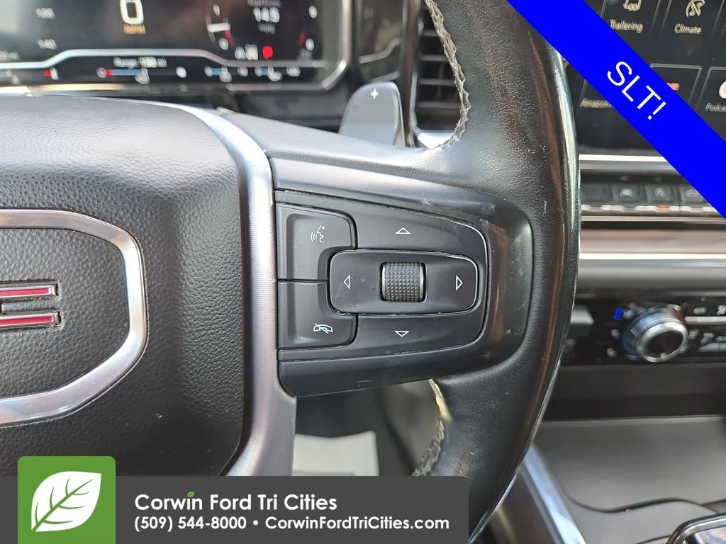 Used 2023  GMC SLT image 20