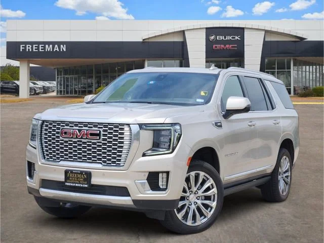 2021 GMC Yukon 4WD Denali's photo