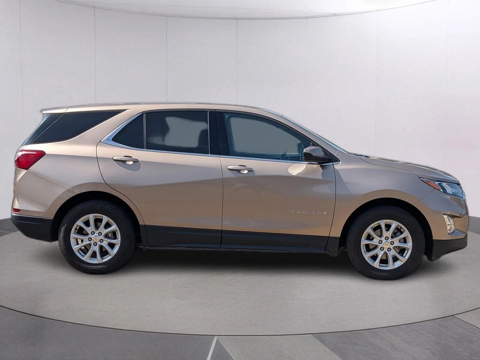Used 2019 SANDY RIDGE METALLIC Chevrolet LT image 6