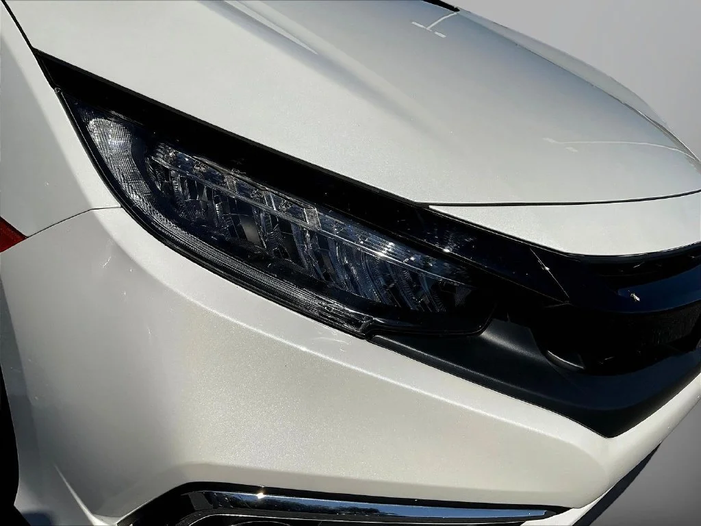 Used 2020 White Honda Touring image 31