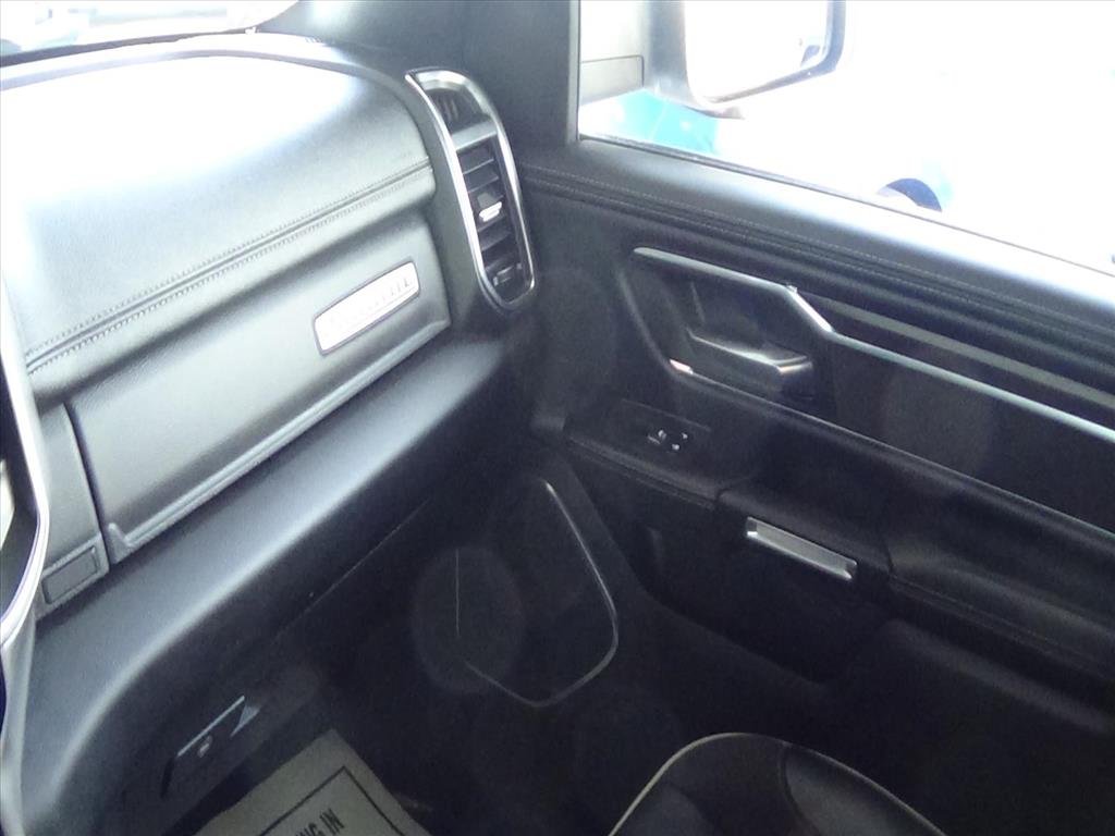Used 2025 Billet Silver Metallic Clear Coat (psc) RAM Laramie image 34