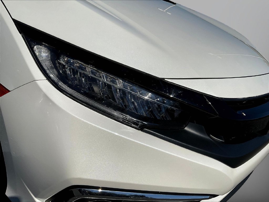 Used 2020 White Honda Touring image 31