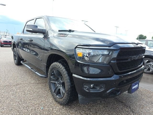 2022 RAM 1500 Big Horn/Lone Star 4x4 Crew Cab 5'7's photo