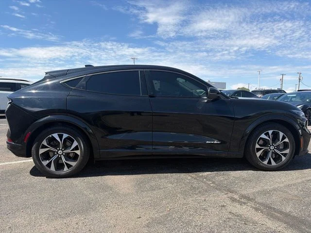 Used 2023 Black Ford Premium image 7