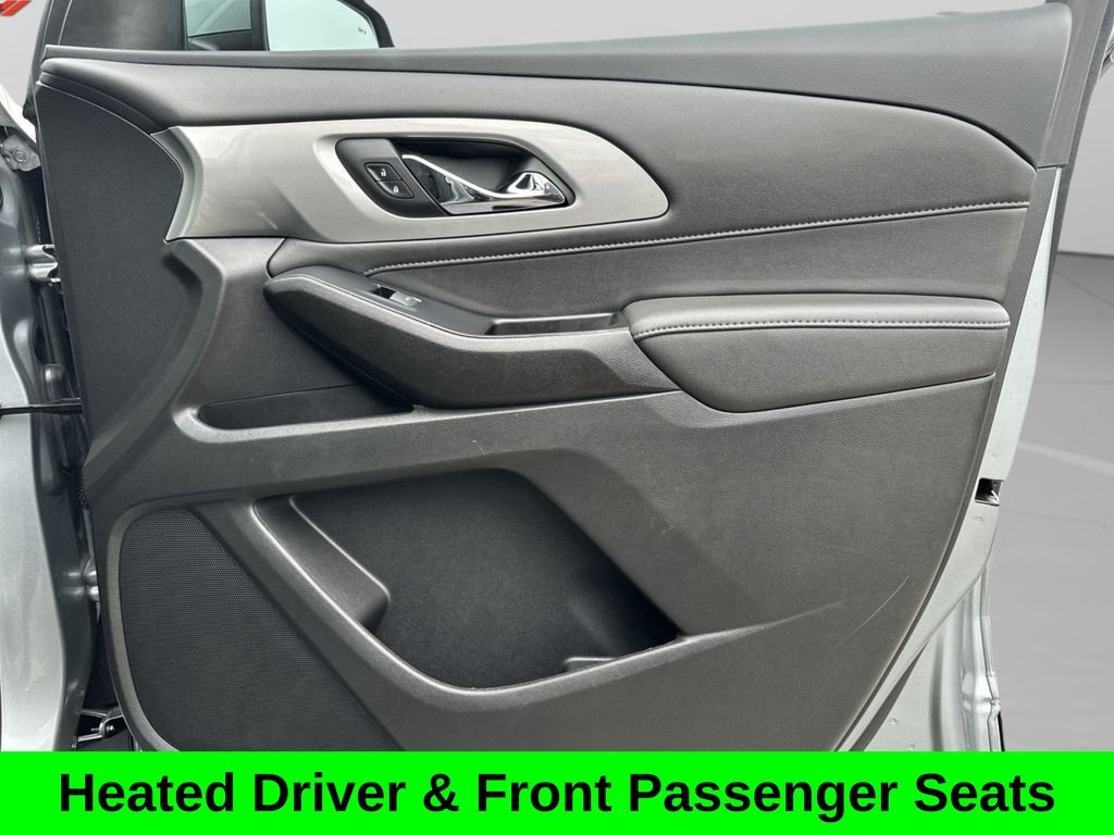 Used 2023 Gray Chevrolet LT image 17