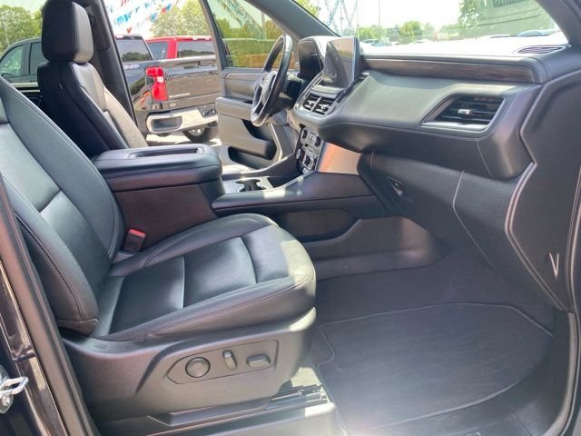 Used 2022 Gray Chevrolet LT image 37