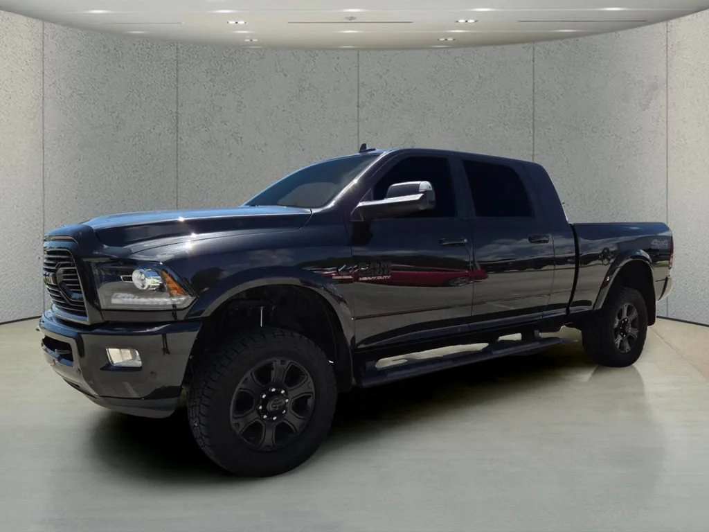 Used 2018 Brilliant Black Crystal Pearlcoat Ram Laramie image 10