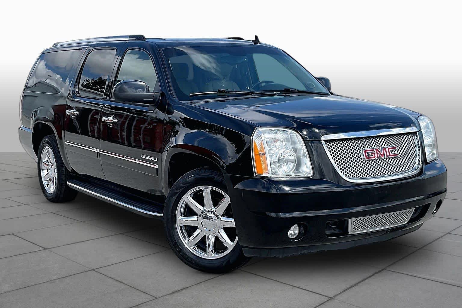Used 2014 ONYX BLACK GMC Denali image 2