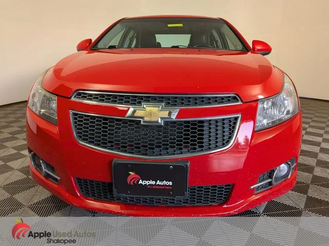 Used 2014 Red Chevrolet LTZ image 2